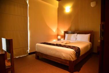 Emirates Luxury Apartments (Glen Fall Residencies)