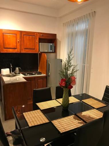 Regal Rose Luxury Holiday Apartments