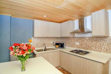 HummingBird Hill Cottage