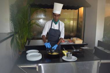 Vivanta Colombo Airport Garden