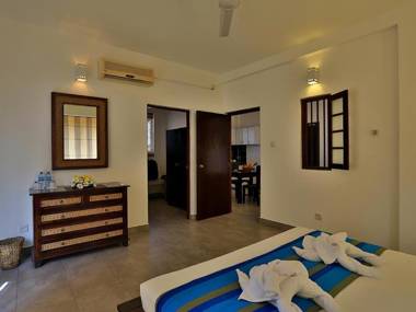 St.Lachlan Hotel & Suites