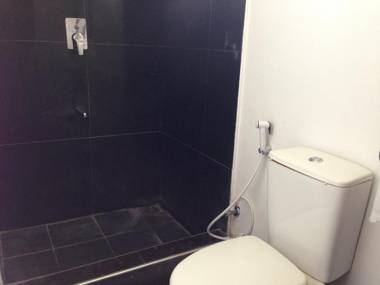 Aurora Beach Hostel - Negombo