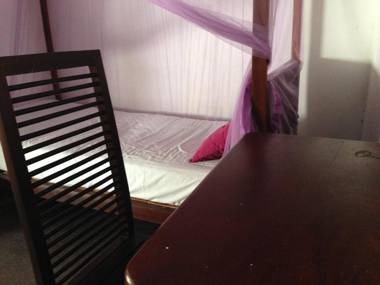 Aurora Beach Hostel - Negombo