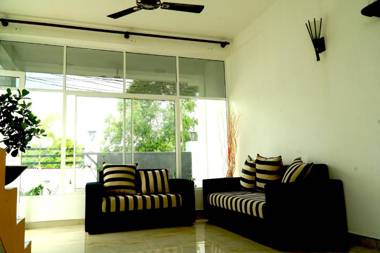 Airport 4 Season Transit Hotel