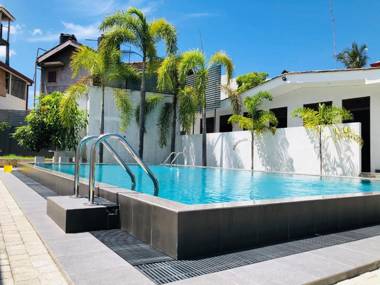 Bony's Holiday Inn Negombo