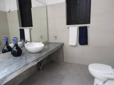 Villa by the Lake Bolgoda Moratuwa-Colombo