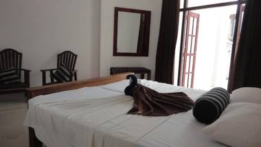 Mirissa Beach Inn