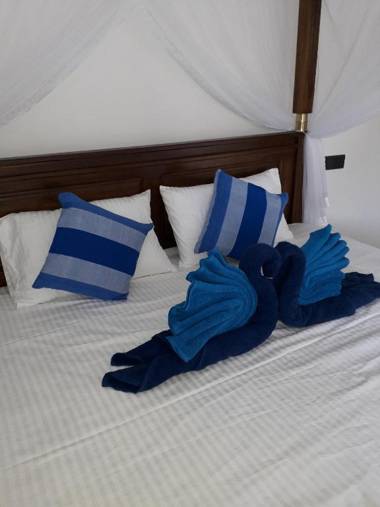 The Wave's Guest House