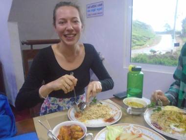 Ayos Hill Adam's peak Free shuttle