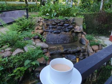 Powerhouse River Resort