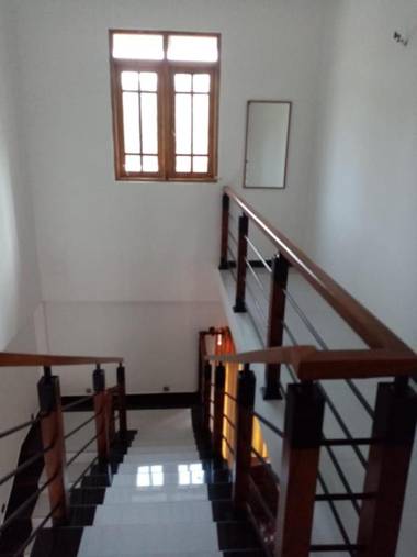 Colombo Airport Field View Villa