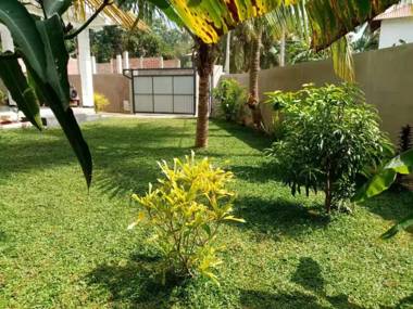 Colombo Airport Field View Villa