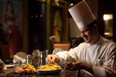 Earl's Regency Hotel