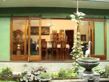 Yalegoda Walauwa Homestay