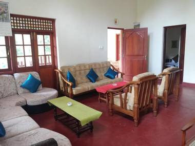 Alfred Colonial Bungalow & Spice Garden