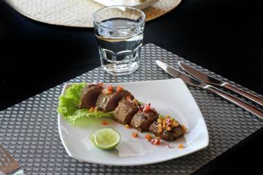 Kalla Bongo Lake Resort