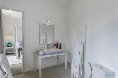 The Sandals By Edwards Collection