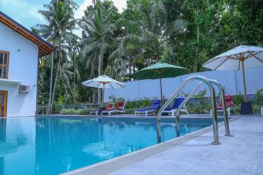 Super Spacious Amazing Private Holiday Villa 10 min to Hikkaduwa Beach