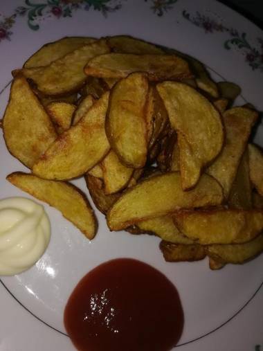 Ramble Villa - field view