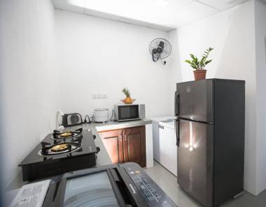 Sea Shell Villa Hikkaduwa - Ocean Front Villa