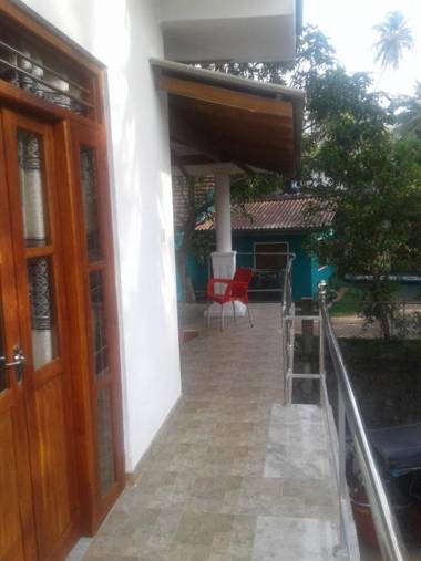 Rivi Sanda Villa & Apartment Hikkaduwa