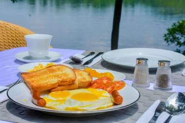 The Green Lagoon Villa