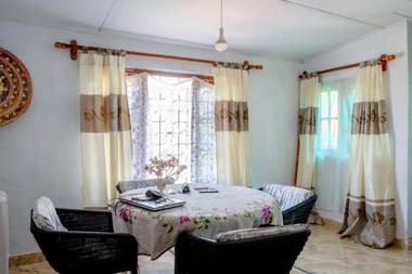 Samaya Apartment with balcony