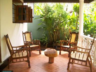 Hikkaduwa Holiday Home
