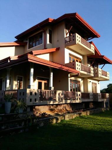 Green View Villa