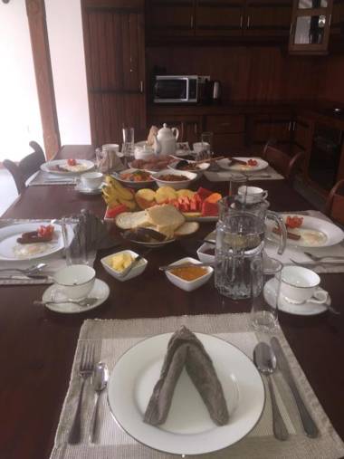 Sisikirana Villa (Luxury Villa in Galle)