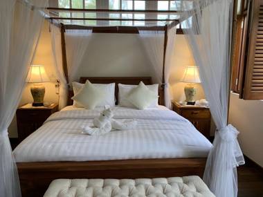 Satiana Collection - Galle