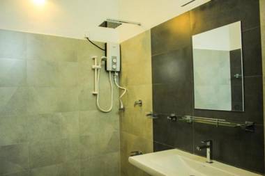 Tunnel Edge Residencies