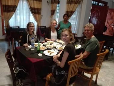 Shadow Inn Guest House