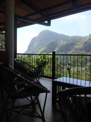 Rock side inn - Ella