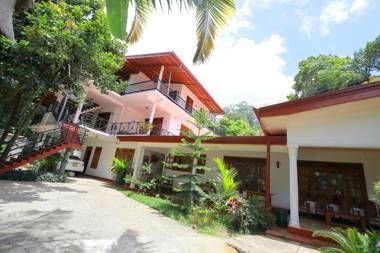 Freedom Guest Inn Ella