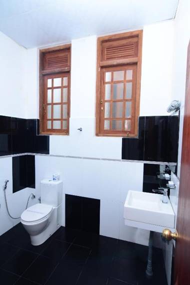 Hotel City Grand Ella