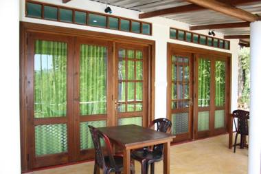 Nine Arch Jungle Inn