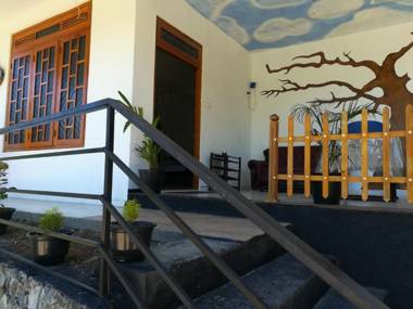 White Arcadia cottage