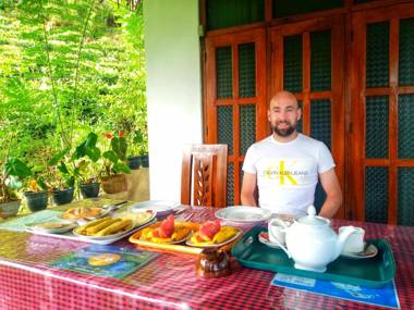 " YOLO " LOVELY COTTAGE