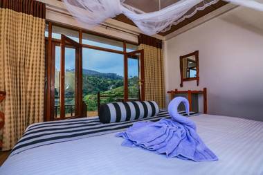 Ella 100 View Cottage