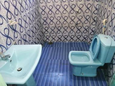 Noname Hostel And Cafe