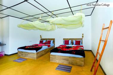 BIRD PARADISE COTTAGE