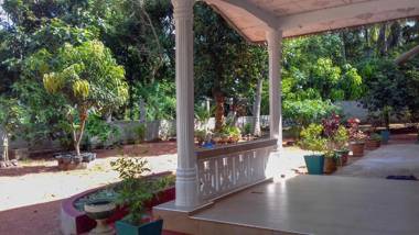 Green Village Homestay