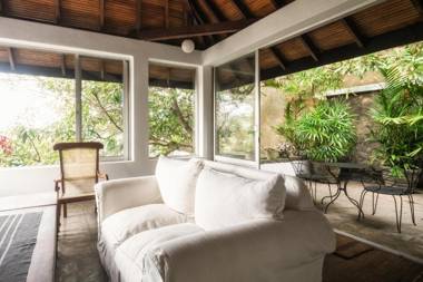 Mount Lodge Boutique Hotel