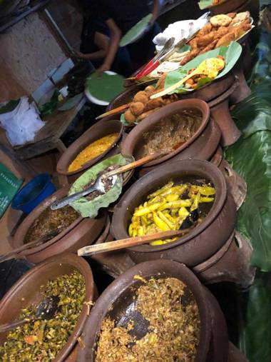 Luxury 3 BR condo-LUXE Highway Residencies Kottawa