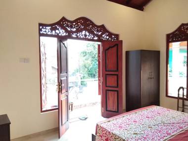 White Elephant Villa & Restaurant