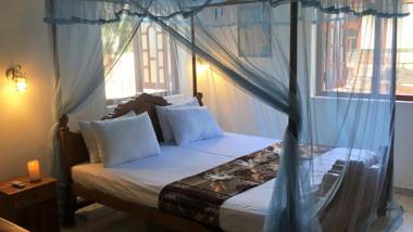 Swiss Villa Moragalla Beach