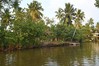 Hettimulla River House