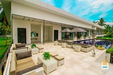 Green Turtle Villa by The Serendipity Collection