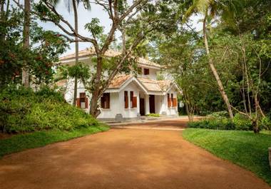 Taru Villas - Leela Walauwwa - Bentota